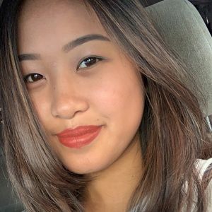 Meet your Posher, Desdesiree